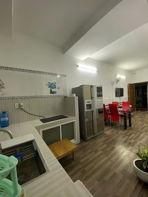 Аренда · 1 комн. · 60 м² · Quận 4, ул. Hoàng Diệu