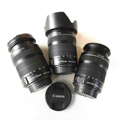 Ống kính Canon EF-S 18-135 IS STM đa dụng