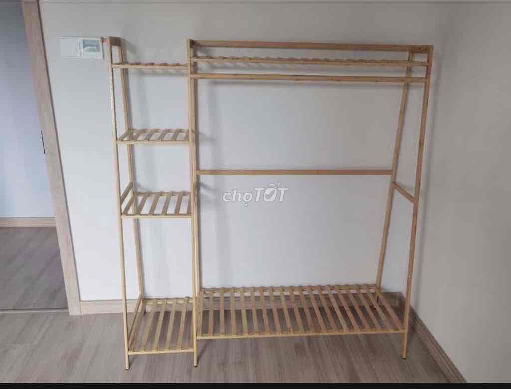 Kệ treo quần áo Gỗ tự nhiên Nâu 150x40x140cm. Mua bán Tủ, kệ gia đình tại Quận 10 Tp Hồ Chí Minh được đăng bởi Tran Nghia hình 1