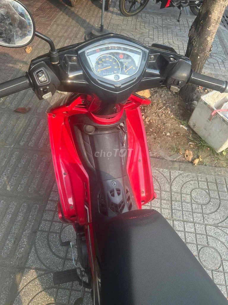 Yamaha Exciter 1S9A Đỏ Siêu êm. Mua bán Xe máy tại Quận Bình Tân Tp Hồ Chí Minh được đăng bởi Trần Minh hình 2