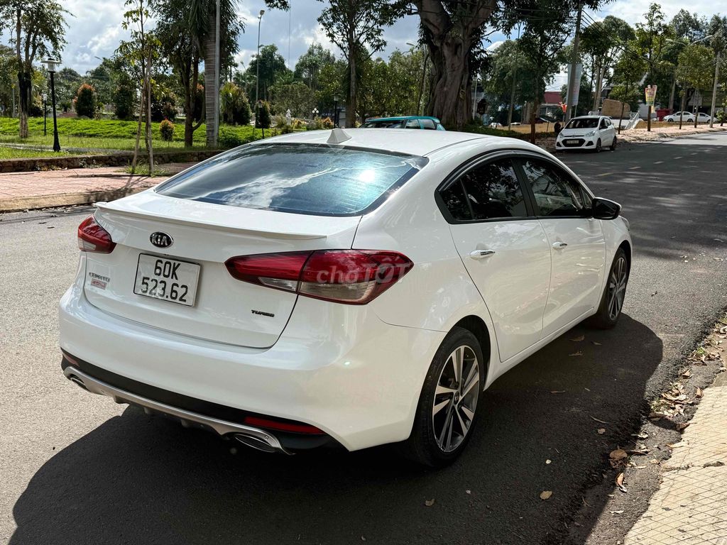 Kia Cerato 2018 1.6 MT - 79 km. Mua bán Ô tô tại Huyện Krông Pắc Đắk Lắk được đăng bởi Văn sy hình 4