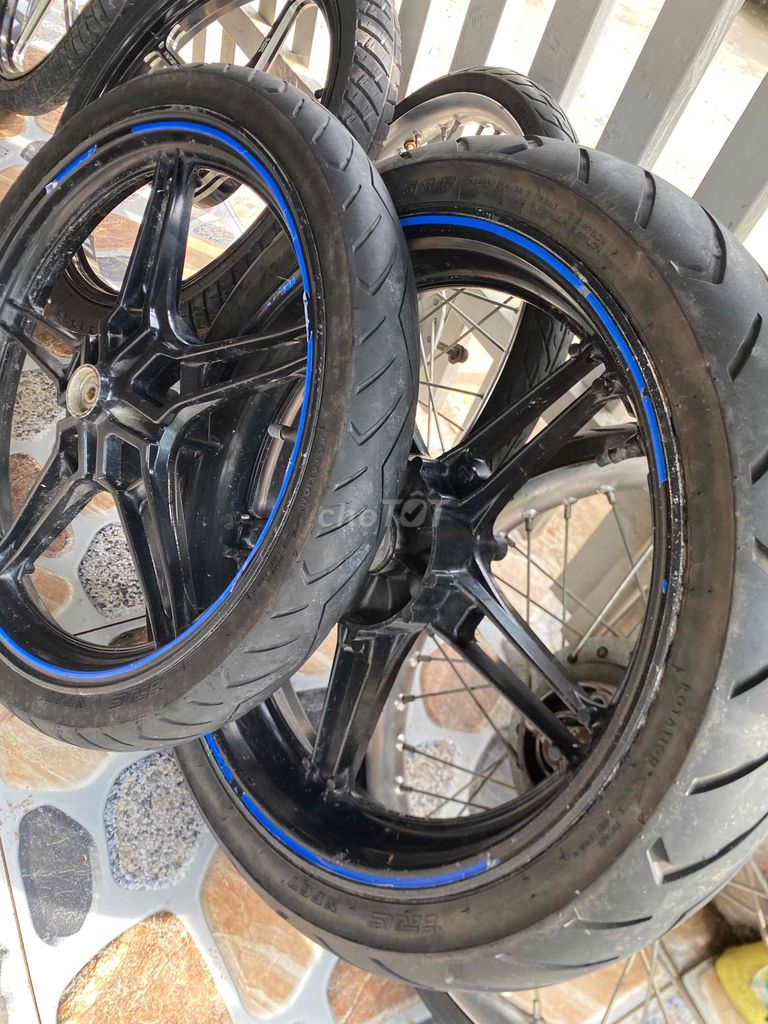 bánh mâm zin ex 150,135. Mua bán Phụ tùng xe tại Huyện Châu Thành Tiền Giang được đăng bởi Thanh Tâm  hình 2