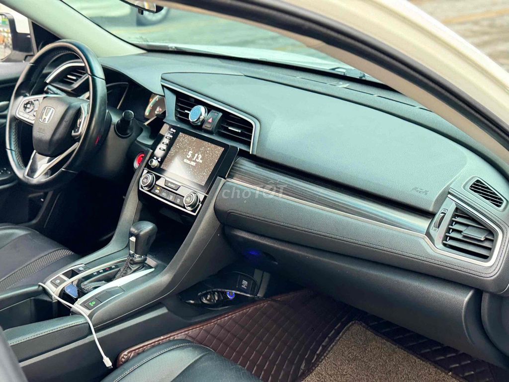 Honda Civic 2019 G 1.8 AT - 60000 km. Mua bán Ô tô tại Huyện Trảng Bom Đồng Nai được đăng bởi Cường hình 12