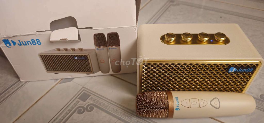 Loa karaoke mini Jun88 Bluetooth Trắng kem Mới. Mua bán Tivi, Âm thanh tại Huyện Châu Thành Tây Ninh được đăng bởi Toàn phát hình 1