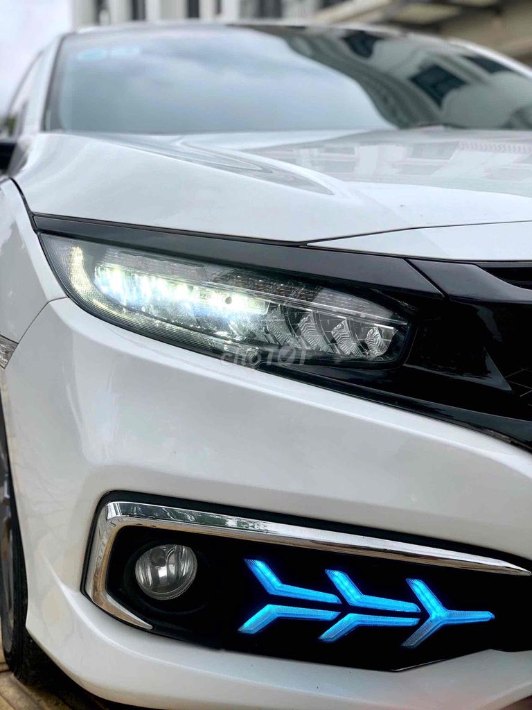 Honda Civic 2019 G 1.8 AT - 60000 km. Mua bán Ô tô tại Quận Gò Vấp Tp Hồ Chí Minh được đăng bởi nguyễn quốc trinh hình 6