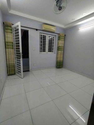 Rent · 5 bd · 40 м² · Quận 7, ул. Đường Tân Mỹ