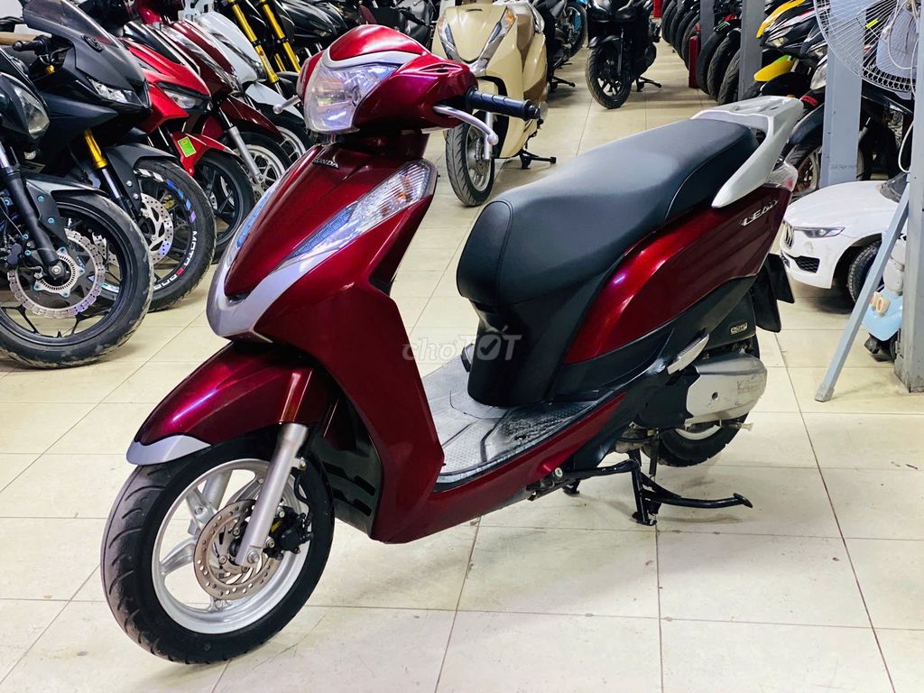 XE MÁY THỊNH PHÁT - HONDA LEAD 125 ĐỎ BIỂN HÀ NỘI. Mua bán Xe máy tại Quận Bắc Từ Liêm Hà Nội được đăng bởi XE MÁY THỊNH PHÁT XE LƯỚT GIÁ RẺ hình 5