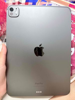 IPAD PRO M4 256GB PIN 93 VNA Đẹp keng vừa hết BH. Mua bán Máy tính bảng tại Quận 8 Tp Hồ Chí Minh được đăng bởi Thu Ngân