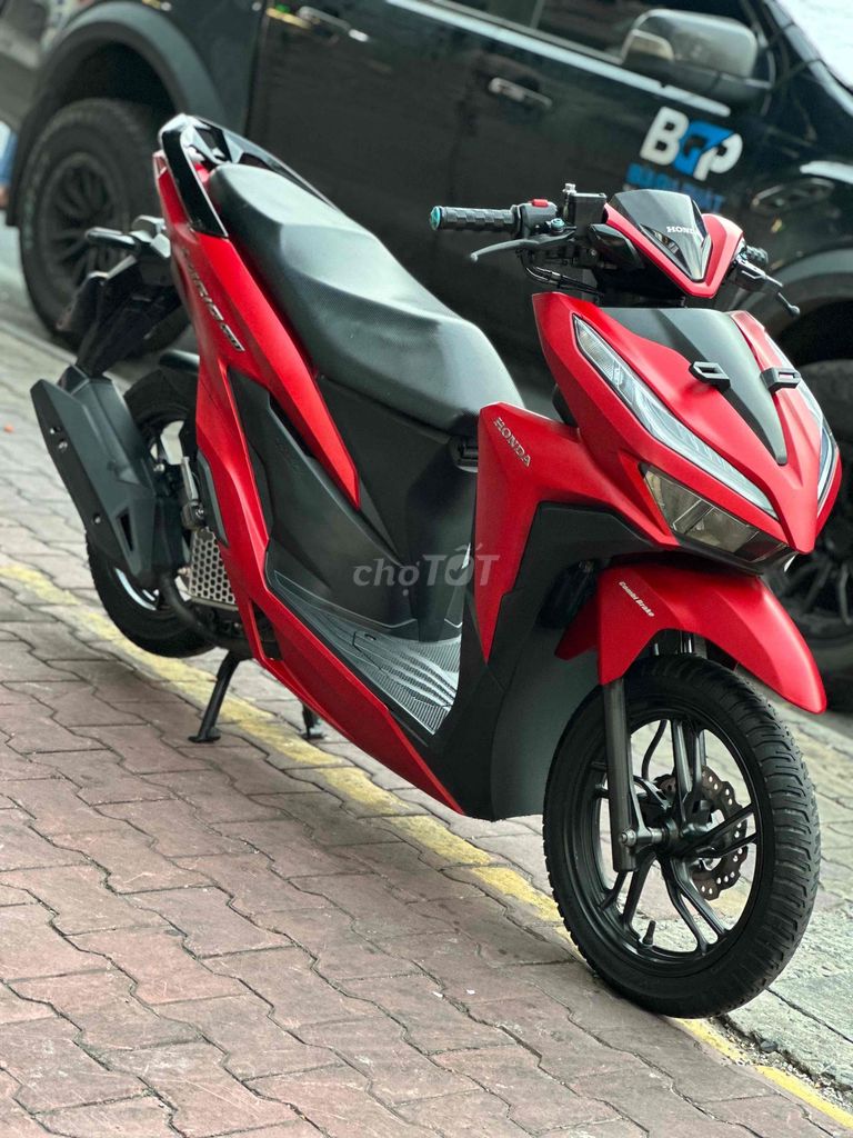 Рассрочка 0% - Vario 150 2021 Красный 23000 км - Госномер 66