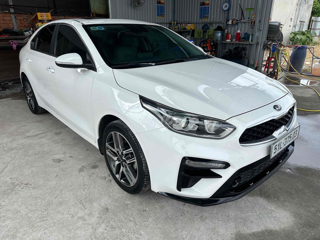 Kia Cerato 2019 1.6 luxury - 70000 km