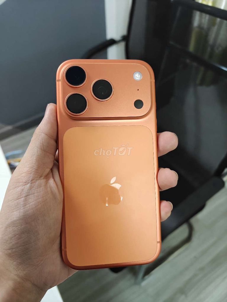 Apple iPhone 17 Pro 256GB Cam 100% 95 lần sạc. Mua bán Điện thoại tại Quận Bình Tân Tp Hồ Chí Minh được đăng bởi Thọ hình 1