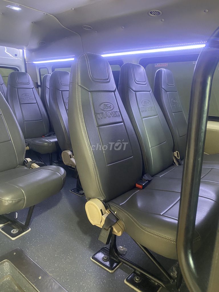 Ford Transit 2014 Trắng 4400000 km. Mua bán Ô tô tại Huyện Bình Chánh Tp Hồ Chí Minh được đăng bởi Nhat hình 4