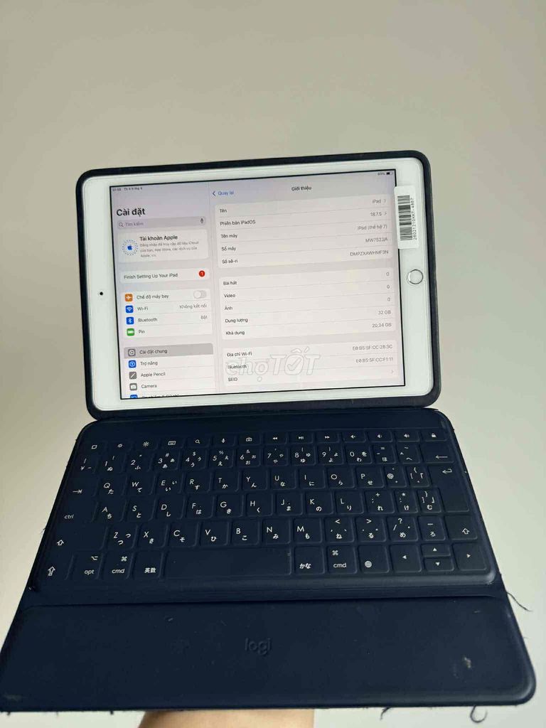 iPad Gen 7 32GB Full combo Phím + sạc zin. Mua bán Máy tính bảng tại Huyện Gia Lâm Hà Nội được đăng bởi Tổng Buôn IPAD và LAPTOP Chuyên đổ Buôn hình 1