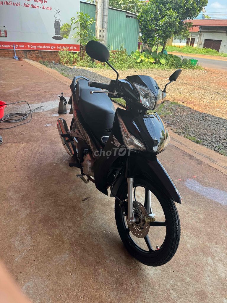 bán lên đời xe mới.. Mua bán Xe máy tại Thị xã Phước Long Bình Phước được đăng bởi Tiến Thắng Nguyễn hình 2
