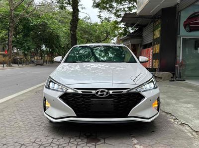 Hyundai Elantra Sport 1.6 AT 2019 trắng siêu chất