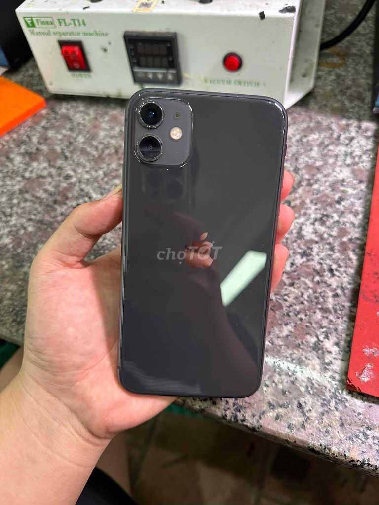 Apple iPhone 11 64GB Đen Like New. Mua bán Điện thoại tại Huyện Gia Lâm Hà Nội được đăng bởi Phạm Đức hình 1
