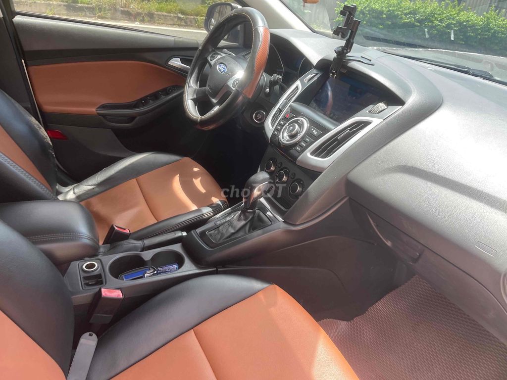 Ford Focus 2013 Trend 1.6 AT Hatchback - 100000 km. Mua bán Ô tô tại Quận 12 Tp Hồ Chí Minh được đăng bởi Anh tuan hình 12
