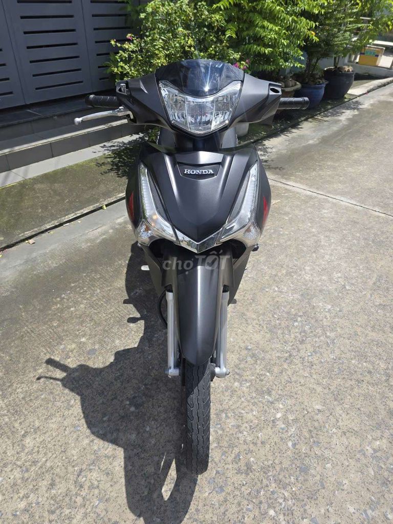 Honda Future LED 2019, госномер 59U2-34233, родной тихий мотор, один владелец