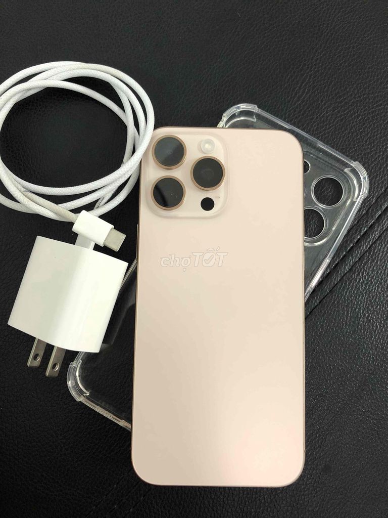 iPhone 16 Pro Max 256GB Vàng Quốc tế Vietnam. Mua bán Điện thoại tại Thành phố Thủ Dầu Một Bình Dương được đăng bởi Quang hình 1