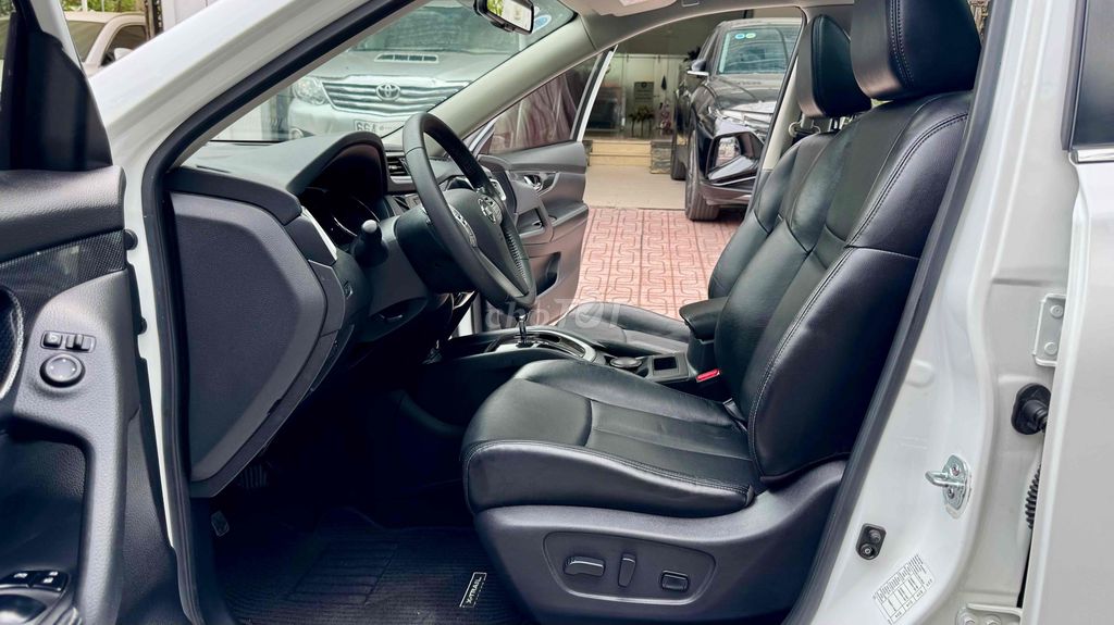 Nissan X-Trail 2018 2.0 Premium SL 1 chủ chuẩn 34k. Mua bán Ô tô tại Huyện Bình Chánh Tp Hồ Chí Minh được đăng bởi TAN THANH AUTO hình 8