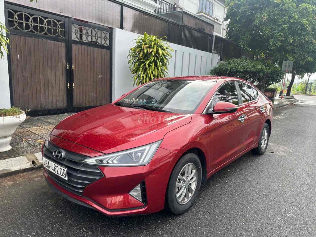 Hyundai Elantra 2019 1.6MT - 37000 km. Mua bán Ô tô tại Quận Cẩm Lệ Đà Nẵng được đăng bởi Ông Tú hình 4