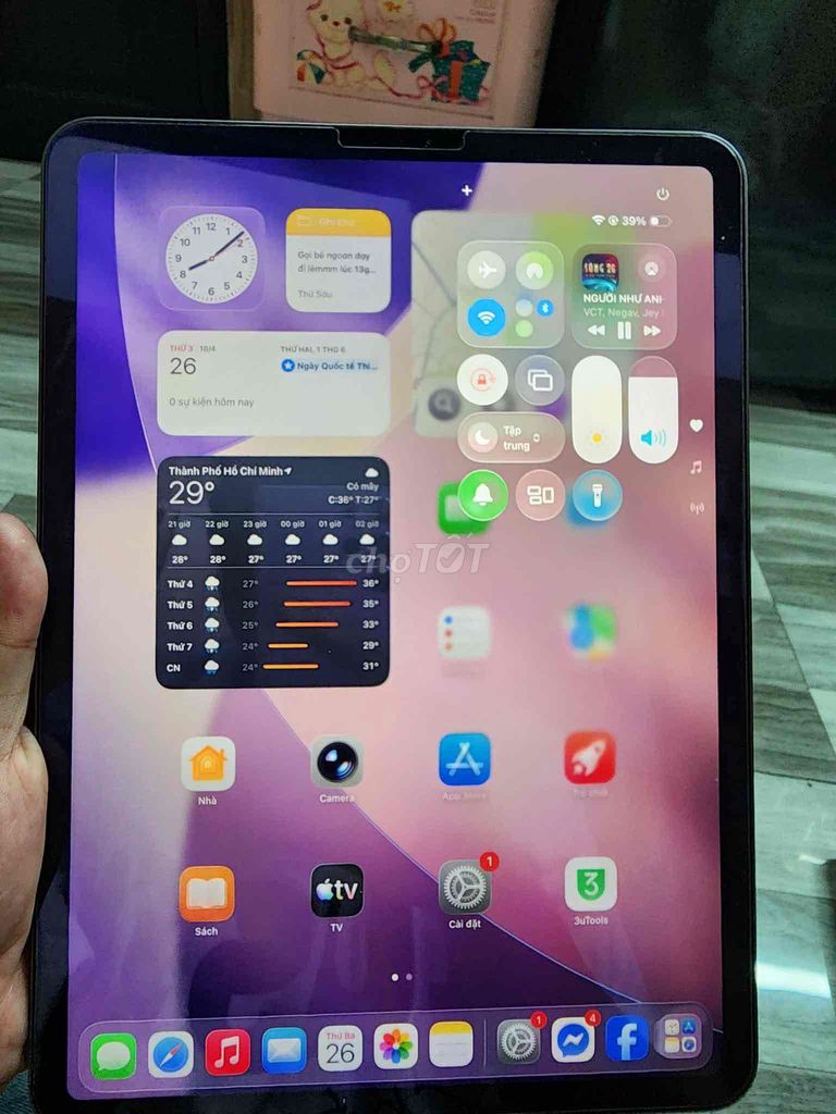 Apple iPad Pro 2018 256GB Wifi 98%. Mua bán Máy tính bảng tại Quận Gò Vấp Tp Hồ Chí Minh được đăng bởi  Minh Quân hình 1