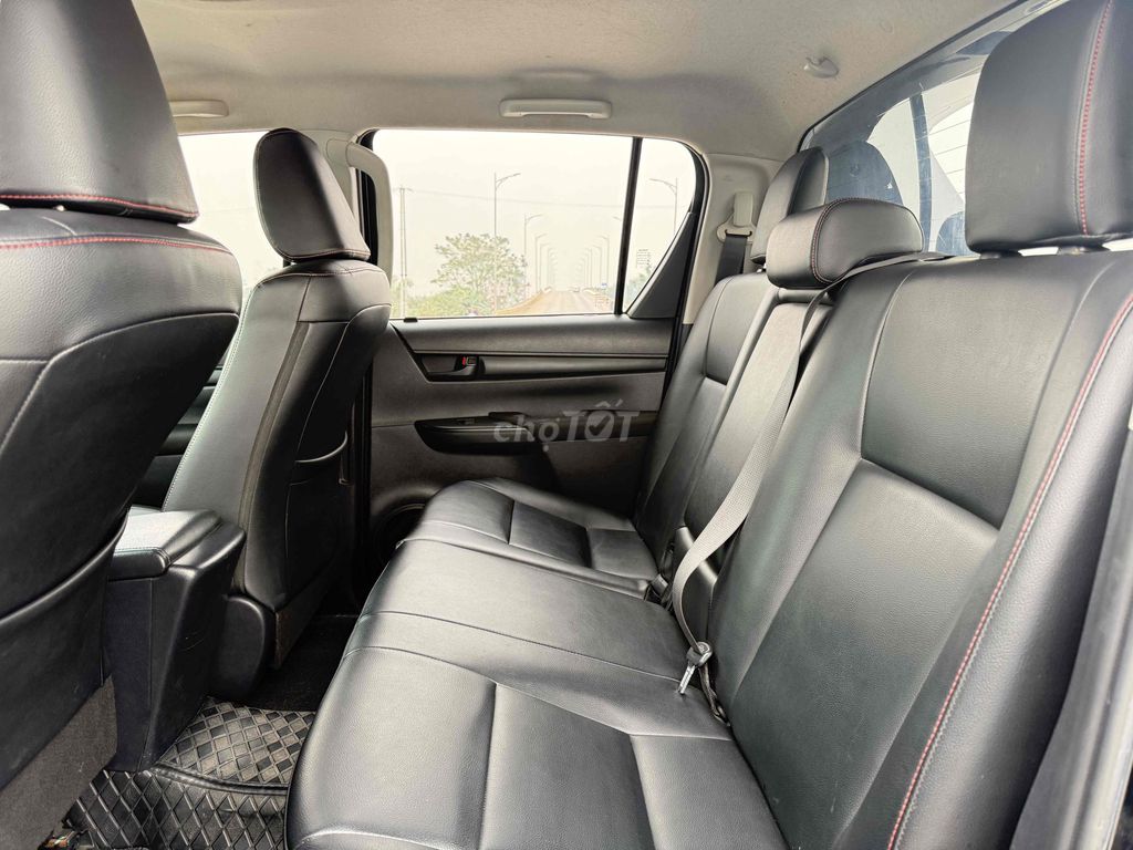 Toyota Hilux 2020 E  Fom mới full đồ.. Mua bán Ô tô tại Huyện Hà Trung Thanh Hóa được đăng bởi Nguyễn đức Tuân hình 13