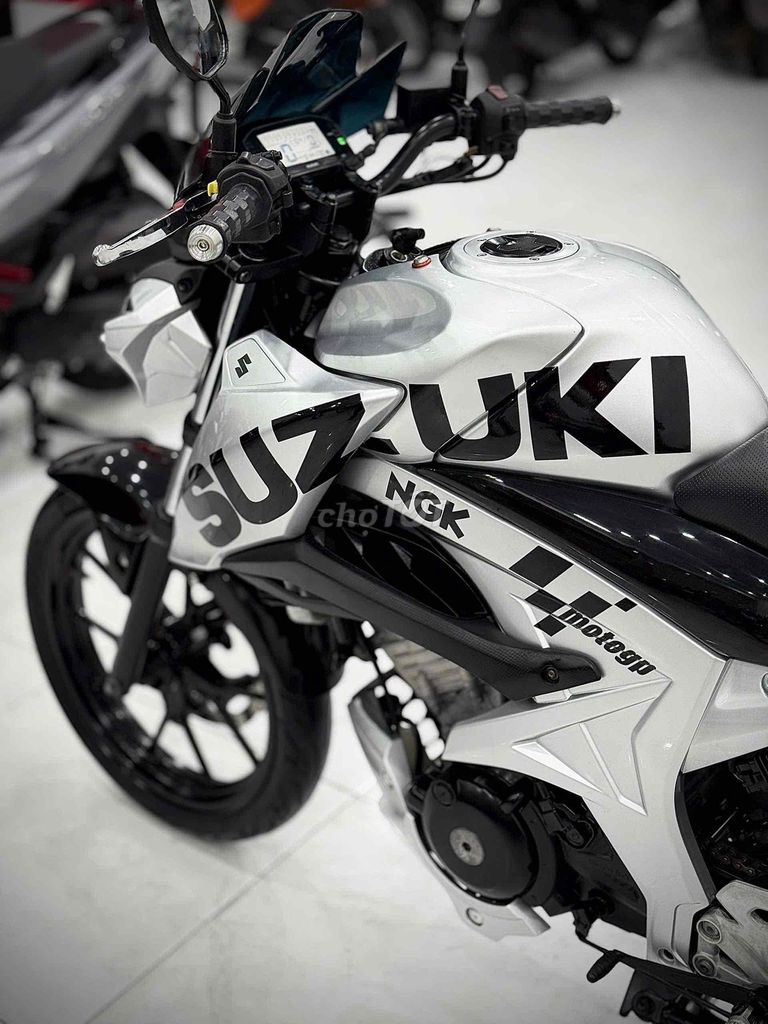 GSX150 2018 zin êm màu Hot ( Hỗ trợ Trả GÓP ) 🔥🔥. Mua bán Xe máy tại Thị xã Phú Mỹ Bà Rịa - Vũng Tàu được đăng bởi Cửa Hàng Xe Máy Phú Mỹ hình 4