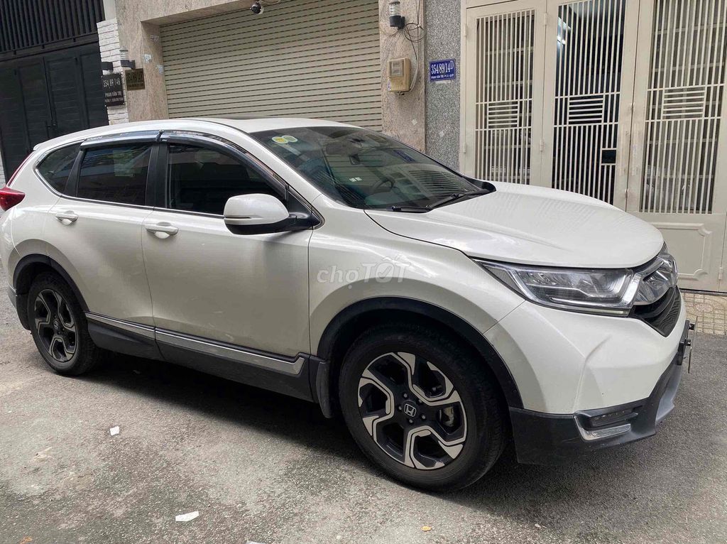 Honda CR V 2019 1.5L - 45000 km. Mua bán Ô tô tại Quận 1 Tp Hồ Chí Minh được đăng bởi Thảo hình 3
