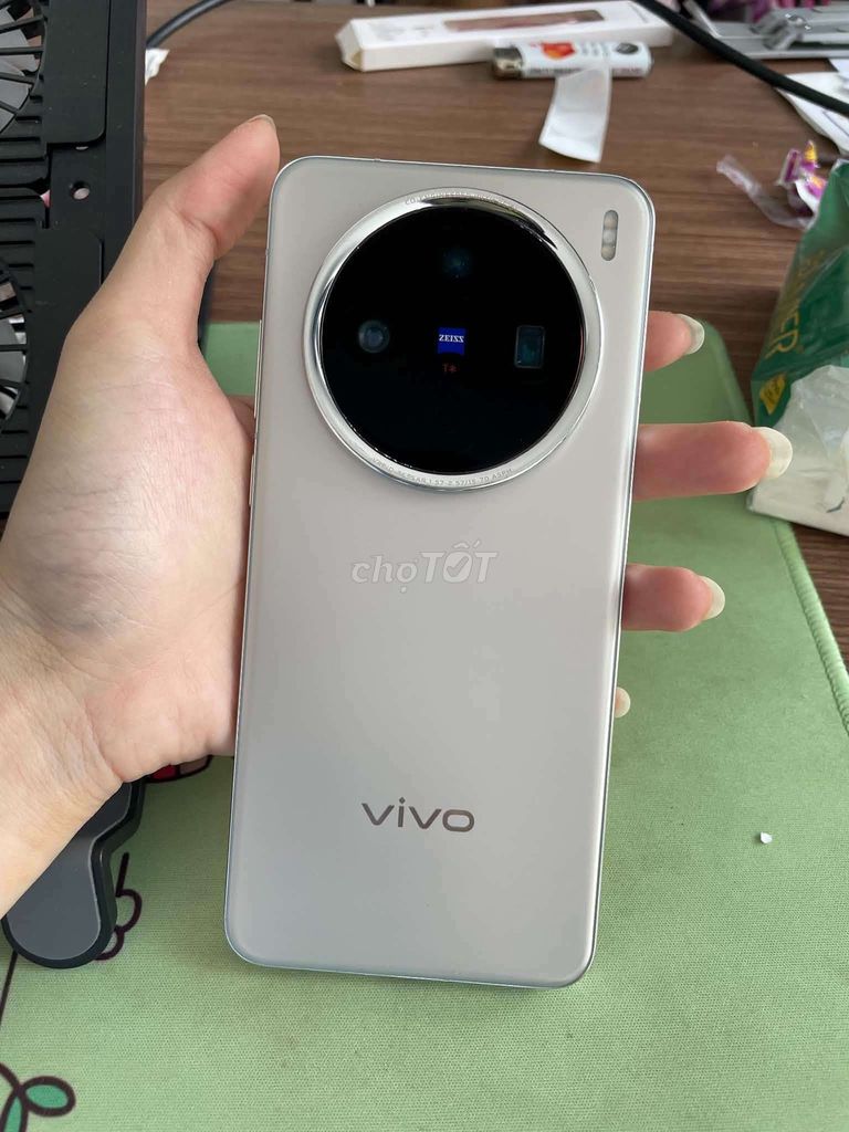 Vivo X200 Titan Đã sử dụng. Mua bán Điện thoại tại Thành phố Thủ Đức Tp Hồ Chí Minh được đăng bởi Thủy Tinh Trần hình 1