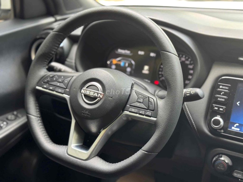 Nissan Kicks 2023 e-Power V - 190000 km
