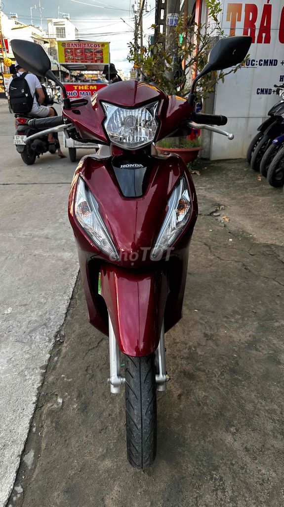 Honda Vision 2022 đỏ đen ( hỗ trợ góp ). Mua bán Xe máy tại Huyện Chợ Mới An Giang được đăng bởi Cửa hàng xe Thiên Phước 2 hình 4