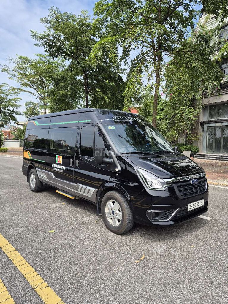 Ford Transit VIP Lounge 10 chỗ số sàn. Mua bán Phương tiện khác tại Quận Long Biên Hà Nội được đăng bởi Ngô hùng hình 5