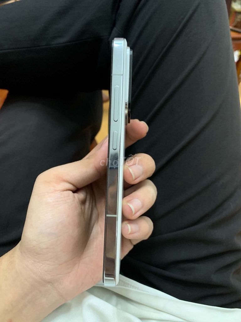 Xiaomi Mi 14 12GB/256GB Bạc 98%. Mua bán Điện thoại tại Thành phố Thuận An Bình Dương được đăng bởi Trương Khánh Tính hình 1