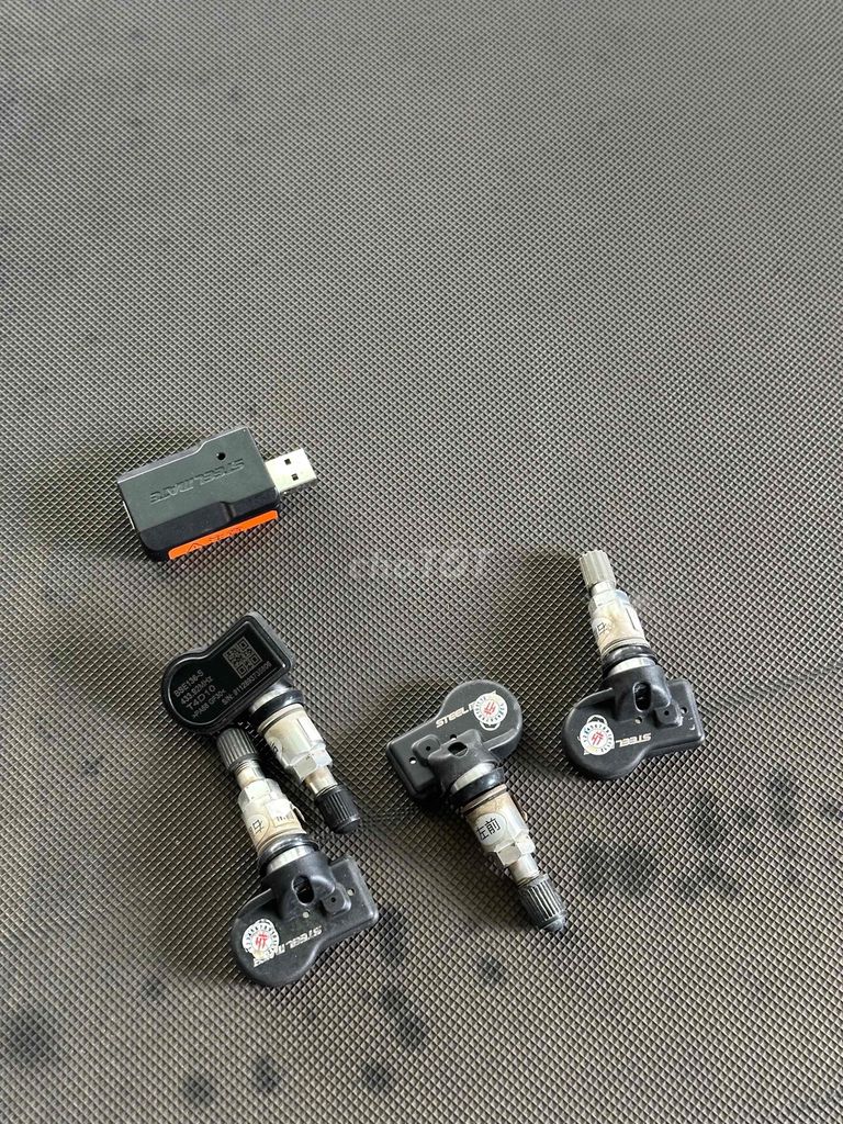 Bán áp suất lốp cho ô tô. Mua bán Phụ tùng xe tại Huyện Thuỷ Nguyên Hải Phòng được đăng bởi vinh hình 2