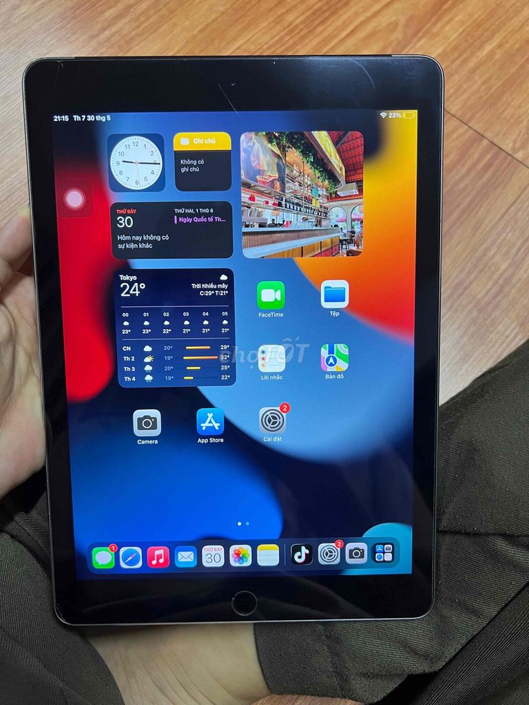 Apple iPad Air 2 128GB Xám, có sim. Mua bán Máy tính bảng tại Quận Nam Từ Liêm Hà Nội được đăng bởi Hạnh Hạnh hình 1