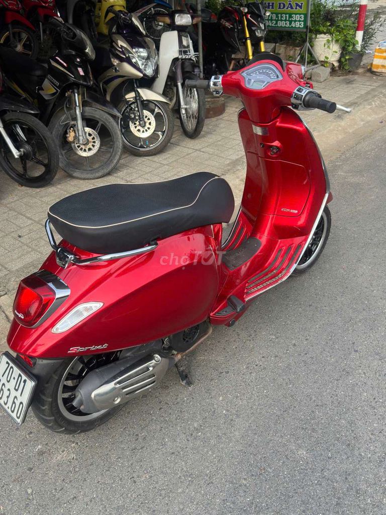 Piaggio Vespa Sprint Đỏ 7576 km. Mua bán Xe máy tại Thành phố Tây Ninh Tây Ninh được đăng bởi Diệt Thuốc TN hình 6