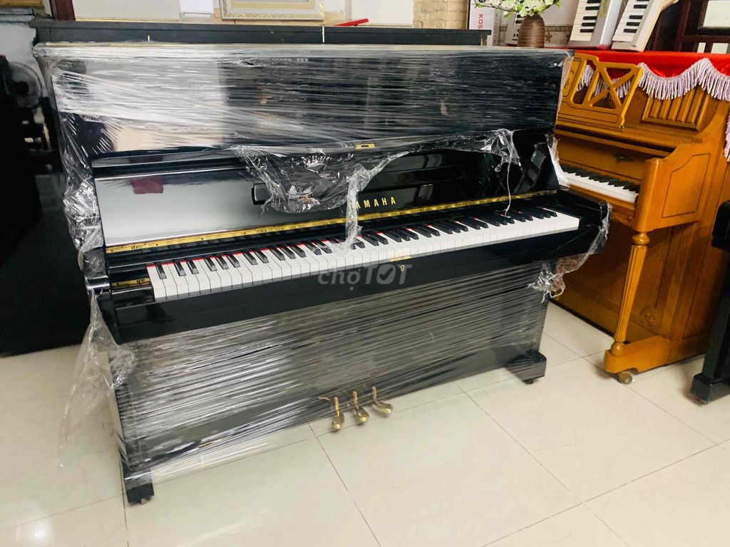 piano cơ Yamaha giao sĩ