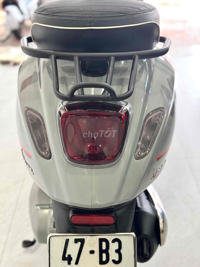 Vespa S Xám Xi măng - Phố lướt 2020. Mua bán Xe máy tại Thành phố Buôn Ma Thuột Đắk Lắk được đăng bởi Nguyễn hoàng Anh hình 4