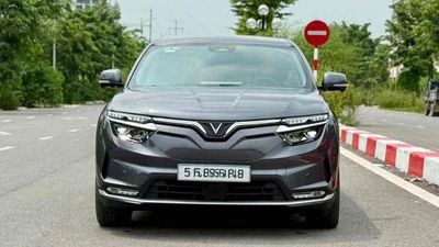 VinFast VF8 2023 Eco - 40000 km