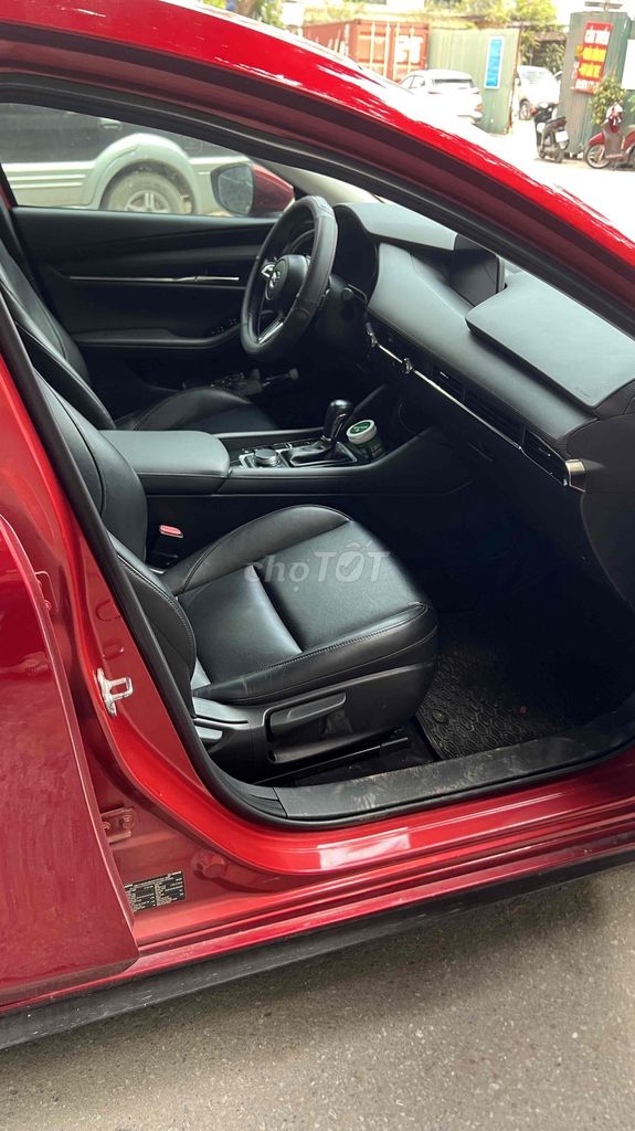 Mazda 3 2020 1.5L Luxury - 74635 km. Mua bán Ô tô tại Quận Hai Bà Trưng Hà Nội được đăng bởi pham khac huan hình 6