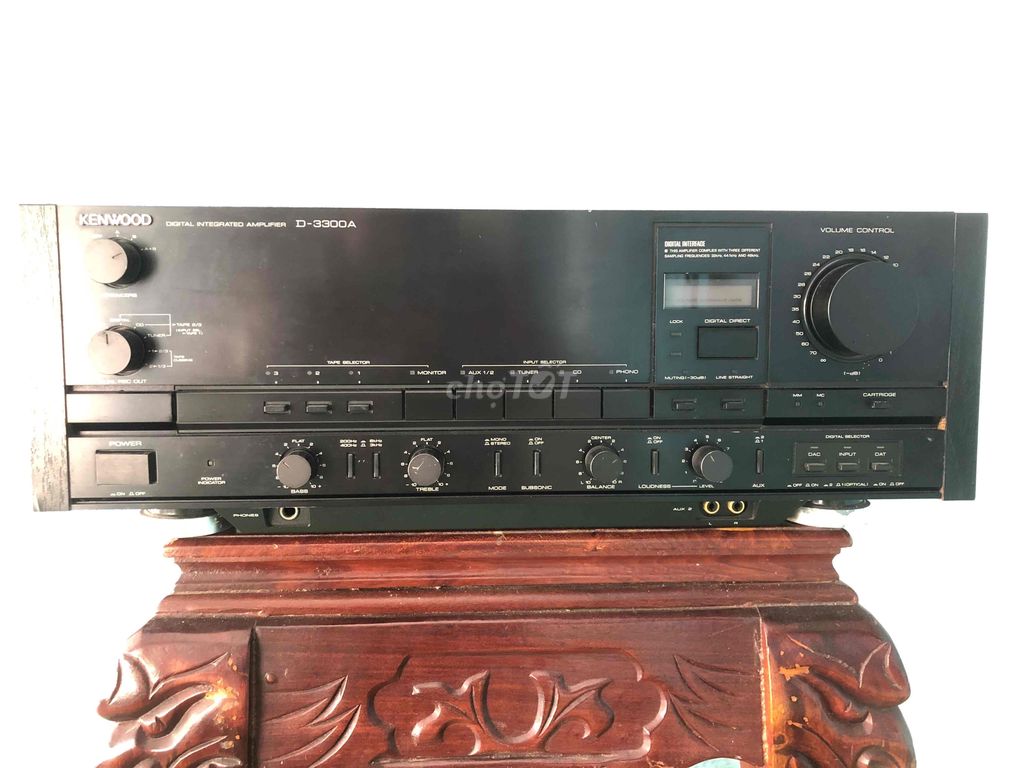 Bán amly kenwood D-3300A hoạt động tốt.