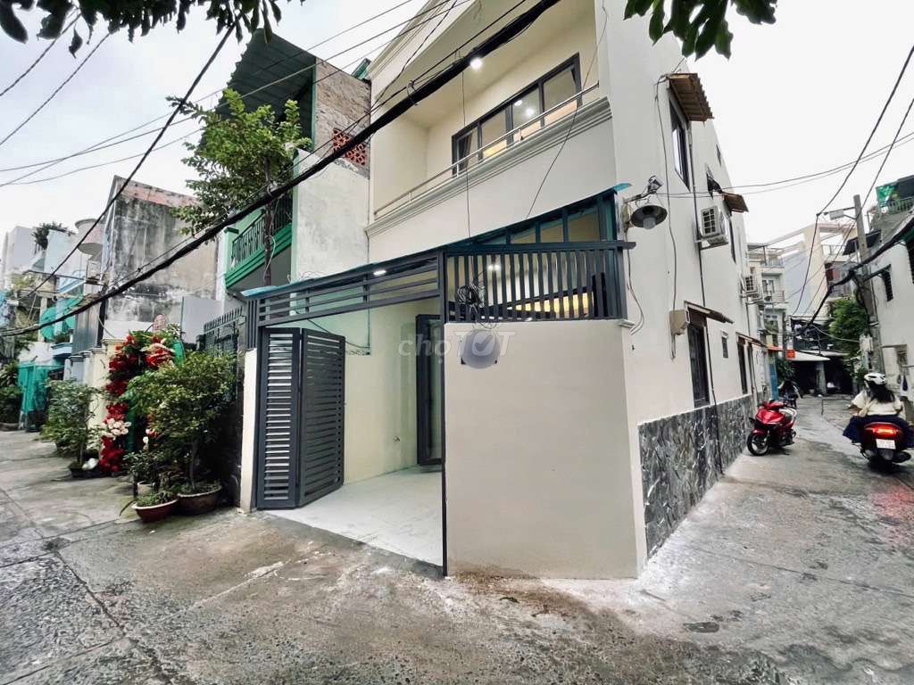 Nhà Lớn Hẻm Lớn - 54M2 3 PN - 5' ra Bình Thạnh