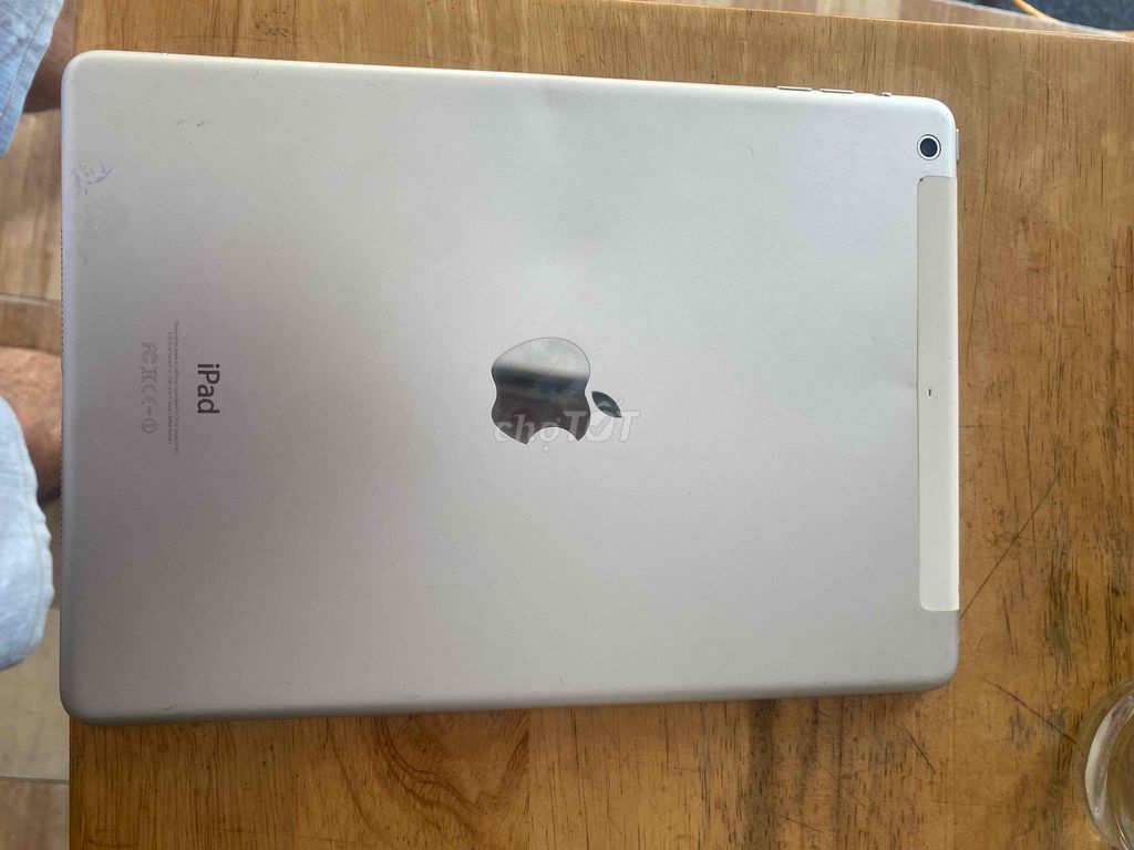 iPad Air đang sd OK bán cho ai cần