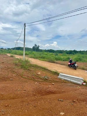góc 2 mặt tiền 1200m2 giá 395tr