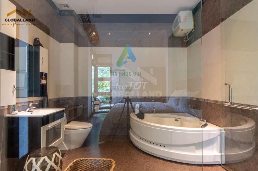 Аренда · 4 комн. · 205 м² · Quận Sơn Trà, ул. Đường Sương Nguyệt Ánh