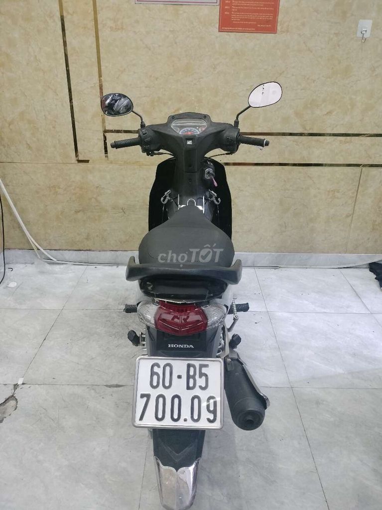 Wave Blade Cuối 2016 ,Xe Zin,Rất Ngọt,Rất Êm. Mua bán Xe máy tại Quận 12 Tp Hồ Chí Minh được đăng bởi Duy Khánh hình 6