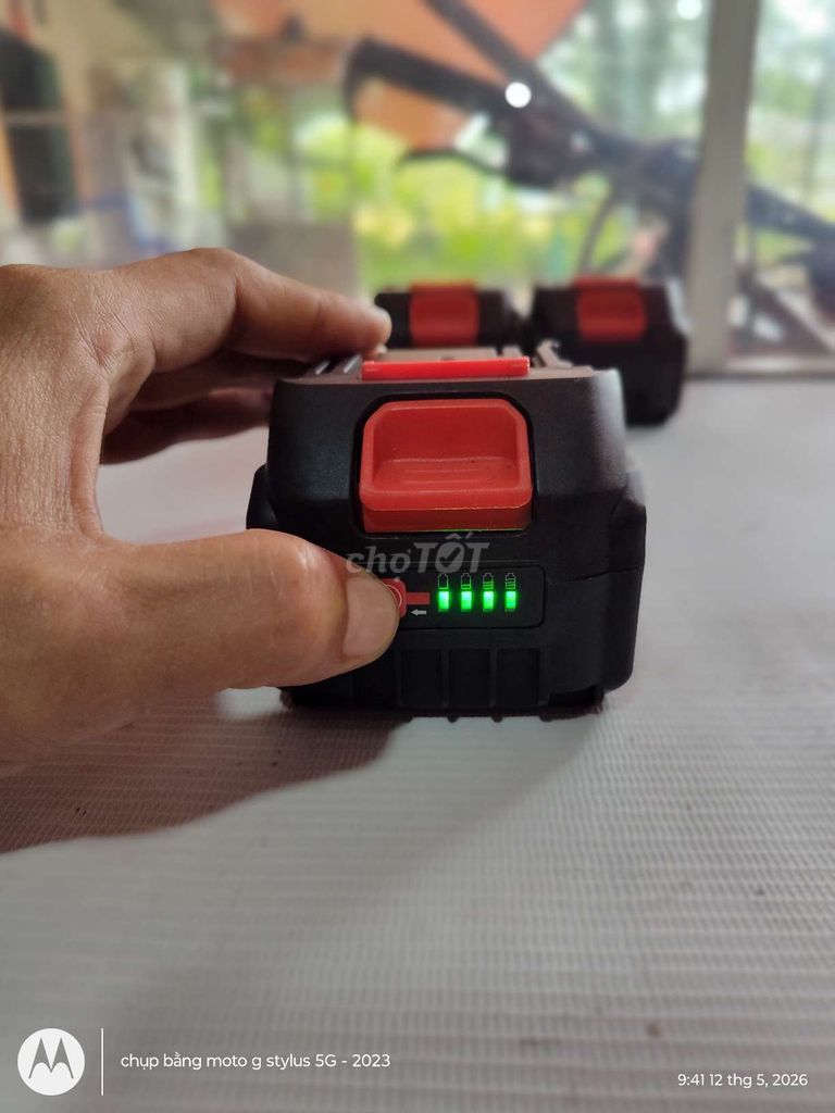 200k hàng trưng bày thanh lý dọn kệ. pin 10cell. . Mua bán Nội thất, đồ gia dụng khác tại Thành phố Sóc Trăng Sóc Trăng được đăng bởi TRIỀU DIY  hình 1
