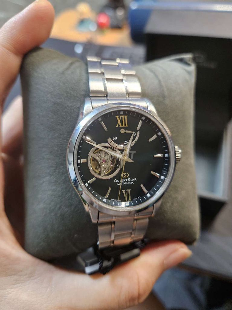 Đồng hồ Orient Star RE-AT0002E xanh lục bảo