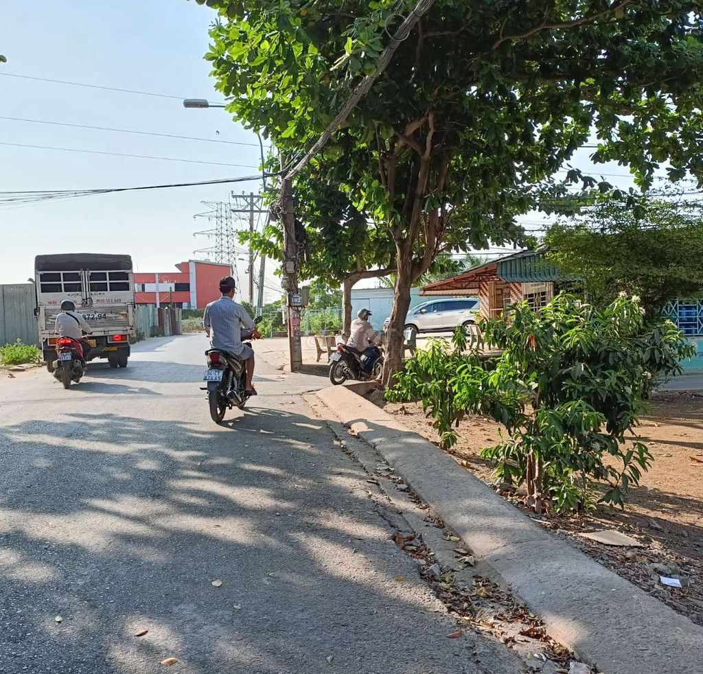 Bán đất 2 mặt tiền Nguyễn Cưu Phú Binh Tân nhiều diện tích